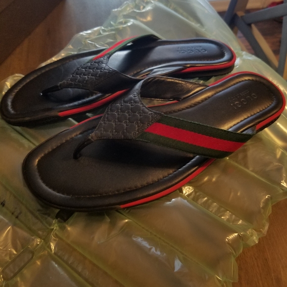 gucci flip flops size 14
